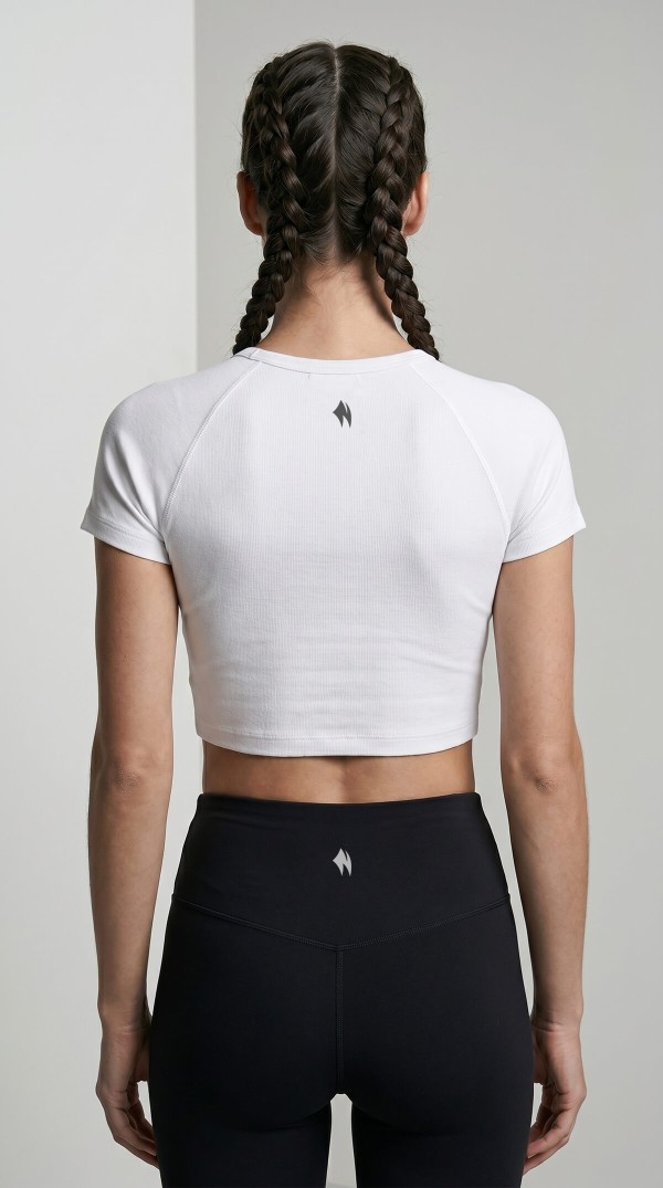 Kadın Beyaz Reglan Kol Basic Spor Crop T-Shirt