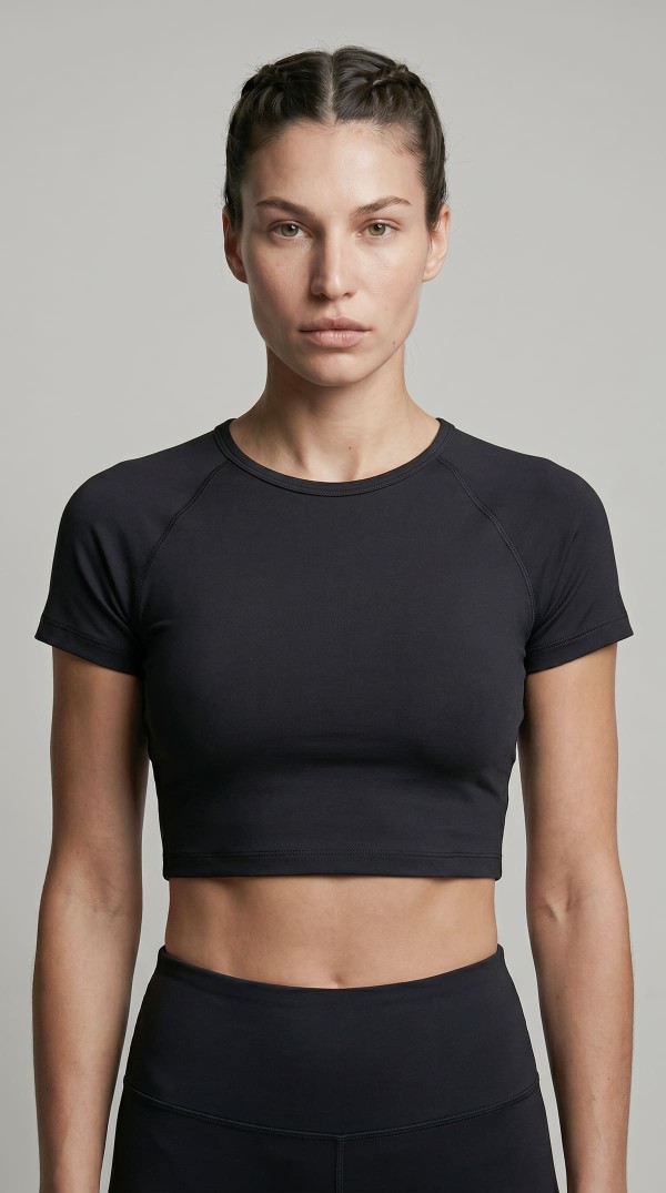 Kadın Siyah Reglan Kol Basic Spor Crop T-Shirt