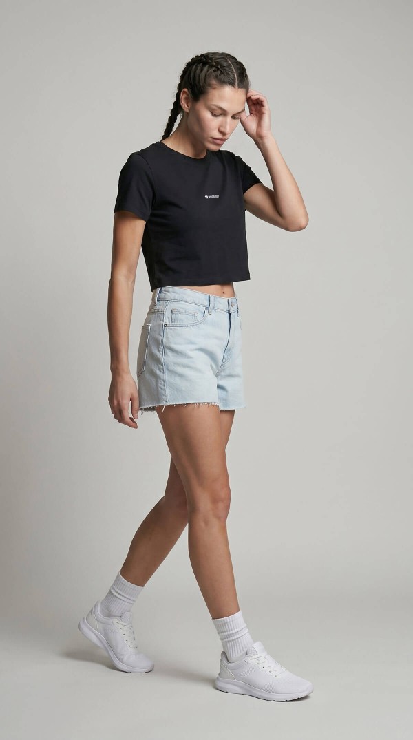 Kadın Siyah Bisiklet Yaka Minimal Logolu Sportif Crop Tişört